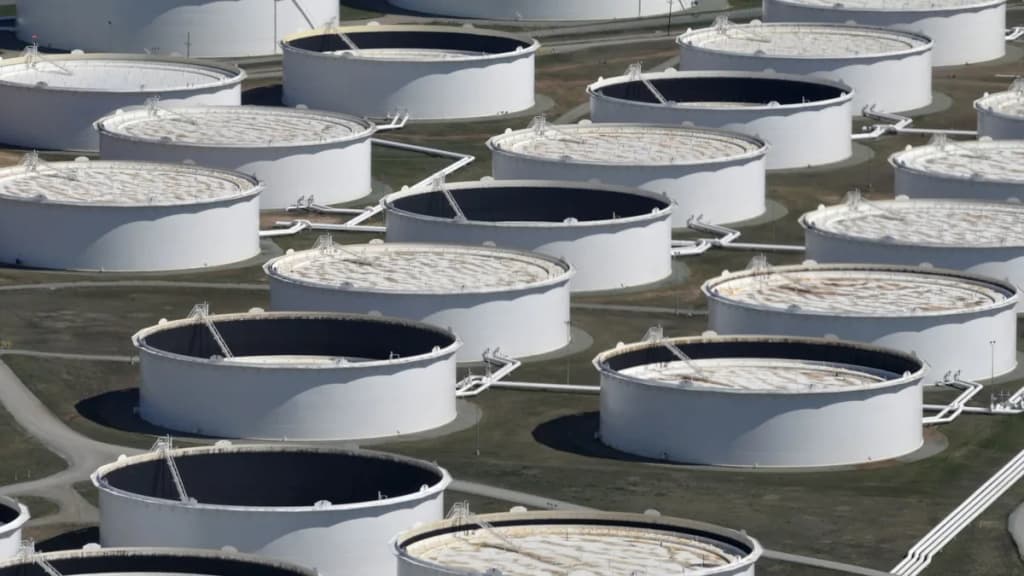 How geopolitical instability in the Strait of Hormuz impacts global oil prices