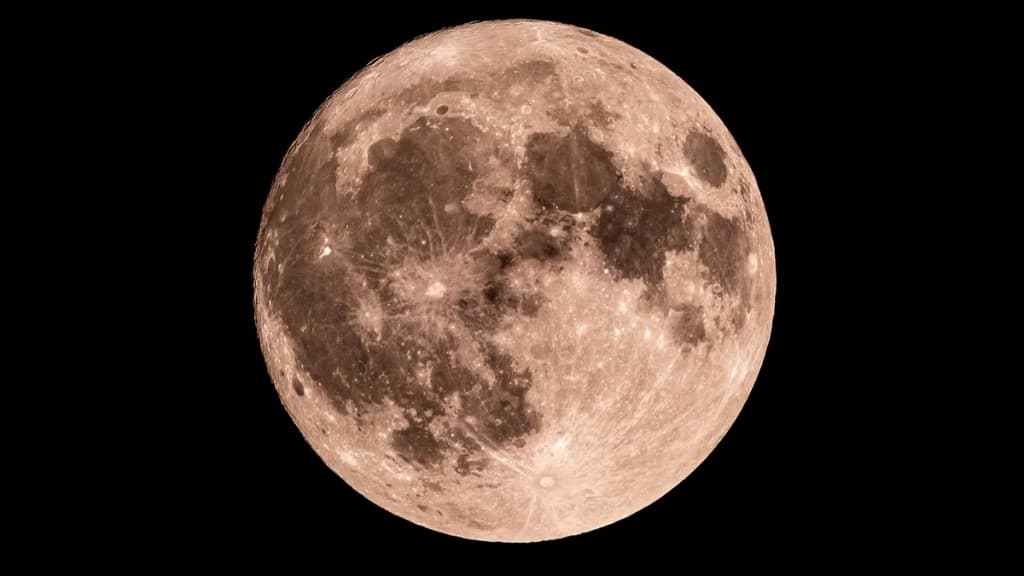 Understanding moon phases: how to track the lunar cycle